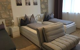 Windstill Apartments